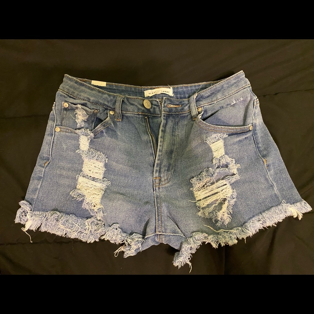 Light wash ripped jean shorts